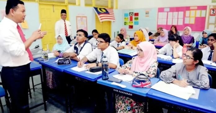Kerajaan Pertimbangkan Elaun untuk Pelajar Tingkatan 6