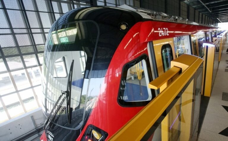 Penundaan MRT Putrajaya akibat Petir