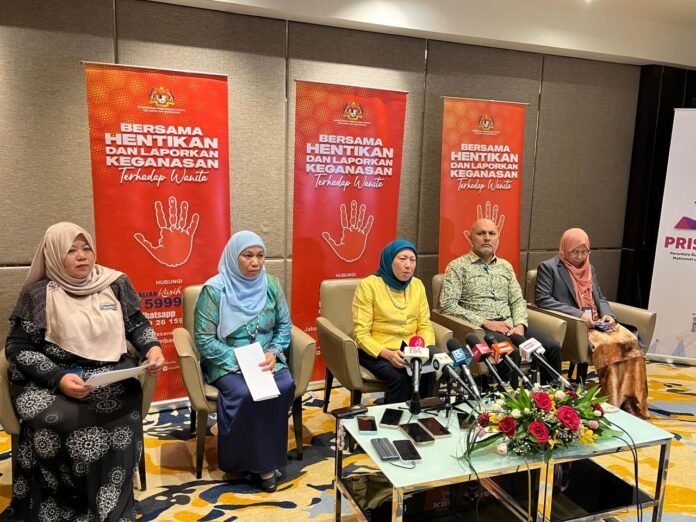 Menteri Keluarga Cemas Mangsa Keganasan Tarik Balik Laporan Polis Menteri Keluarga Cemas Mangsa Keganasan Tarik Balik Laporan Polis
