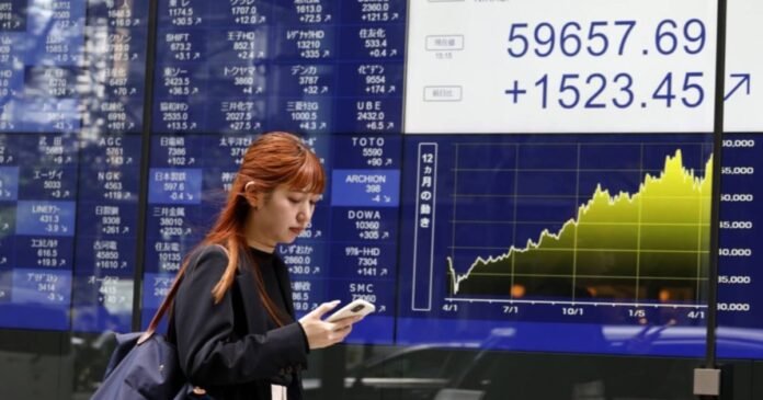 Pasaran Saham Naik Berikutan Perlanjutan Gencatan Senjata Iran oleh Trump