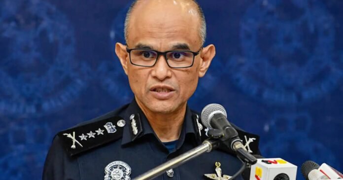 Jalan Sesak Ketika Solat Jumaat Punca Petisyen Bantah Azan