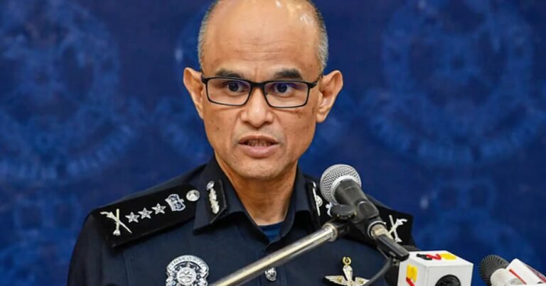 Jalan Sesak Ketika Solat Jumaat Punca Petisyen Bantah Azan