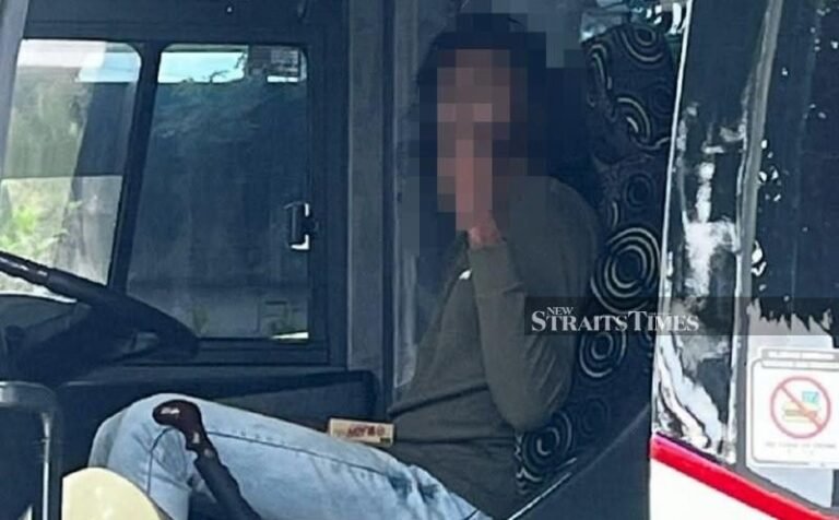 Polis Melaka Cari Pemandu Bas Berhubung Insiden Viral