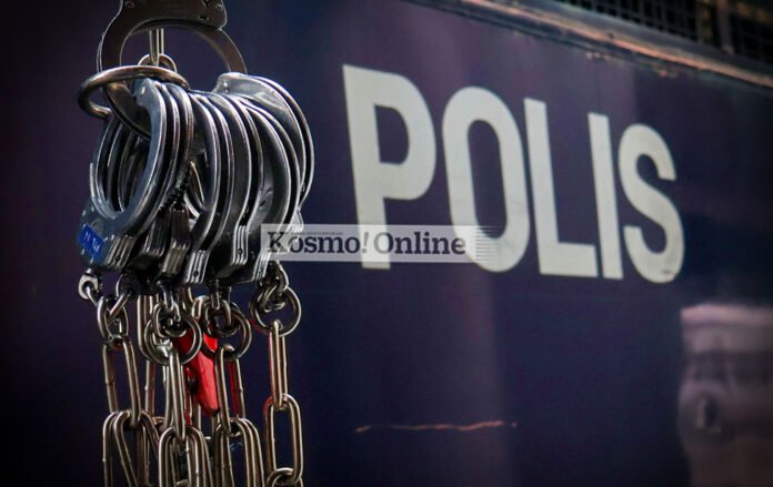 Pasangan Ditahan Tipu Resit QR Pay Jual Rokok RM10 Sekotak