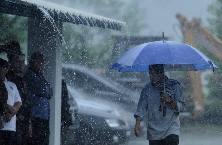 Amaran Hujan Lebat di Johor, Sabah dan Sarawak