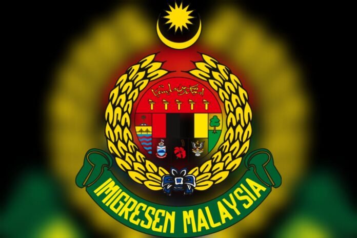 Tiga Warga Sri Lanka Ditahan Dalam Operasi Pemalsuan Dokumen Tiga Warga Sri Lanka Ditahan Dalam Operasi Pemalsuan Dokumen