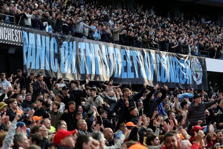 Wayne Rooney Tegur Manchester City Rayakan Kemenangan Secara Berlebihan