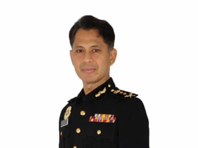Tiga Individu Termasuk Timbalan Pengerusi NGO Ditahan SPRM Atas Kes Penyelewengan Zakat Tiga Individu Termasuk Timbalan Pengerusi NGO Ditahan SPRM Atas Kes Penyelewengan Zakat