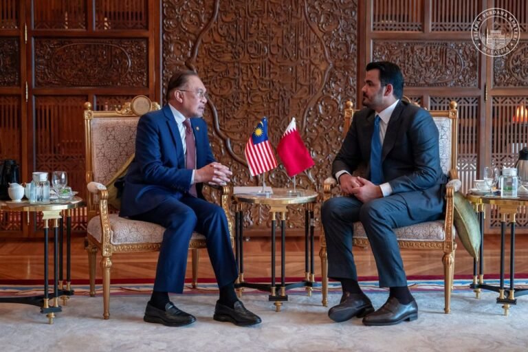 Perdana Menteri Anwar Ibrahim Terima Kunjungan Presiden OCA