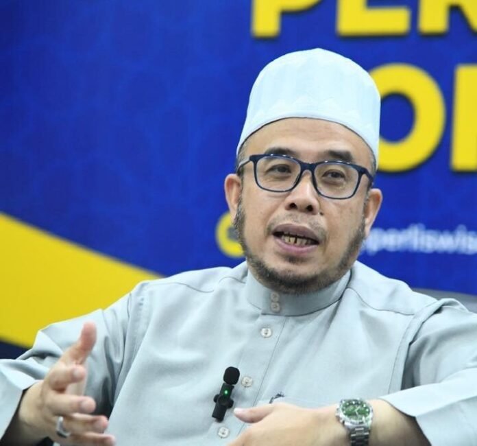 Kes Penyelewengan Dana RM230 Juta: Mufti Perlis Tegaskan Tiada Kaitan dengan MAIPs Kes Penyelewengan Dana RM230 Juta: Mufti Perlis Tegaskan Tiada Kaitan dengan MAIPs