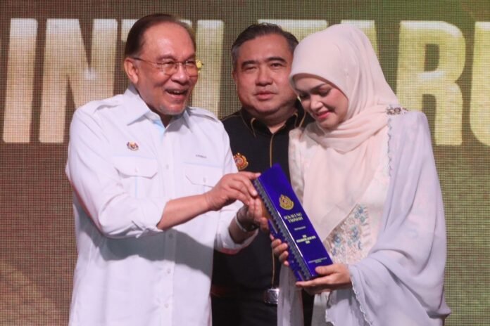 PM Seru JPJ Tingkatkan Profesionalisme dan Imej