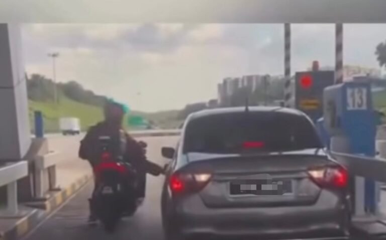 Lelaki Ditahan Kerana Tendang Kereta di Tol Kajang