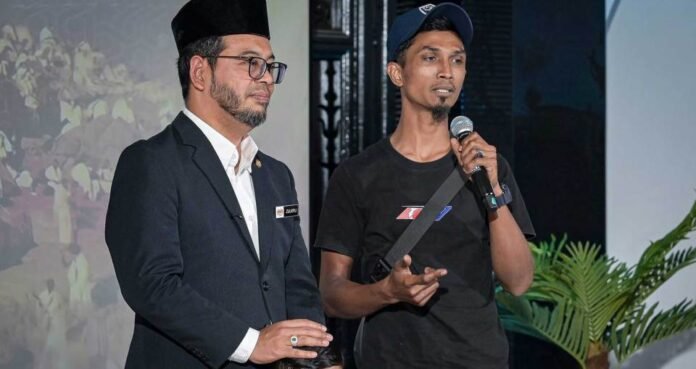 Abang Minyak Hitam Jalanan Teruskan Khidmat Setelah Tujuh Tahun
