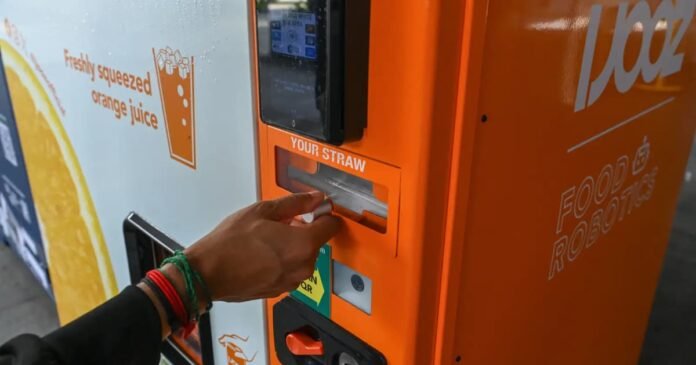 Remaja Perancis Dalam Kes Lidah Jerami Dibenar Tinggalkan Singapura