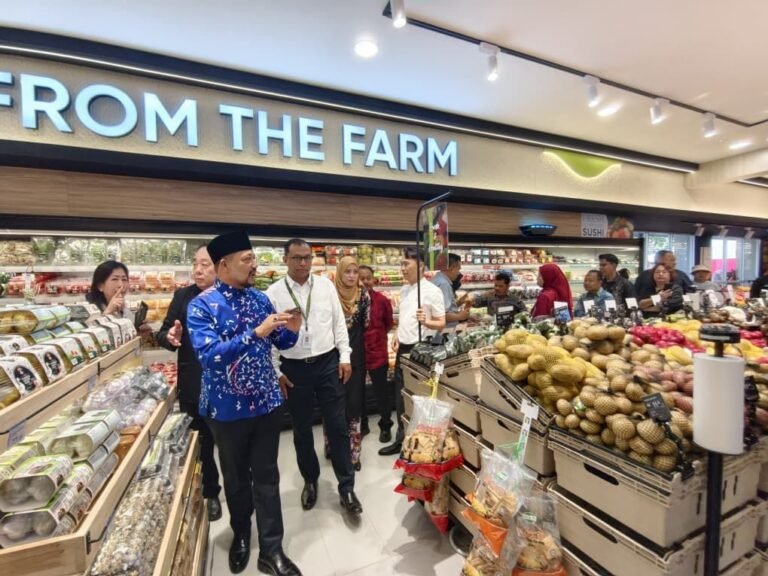 Transformasi Bekas Pawagam Tai Kuan kepada The Tenz Emporium