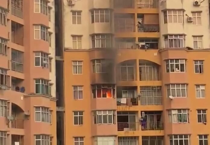 Bomba Padam Kebakaran Flat di Mantin Dalam 15 Minit