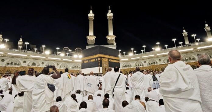 Jemaah Haji Ditegaskan Fokus Ibadah, Hadkan Penggunaan Media Sosial