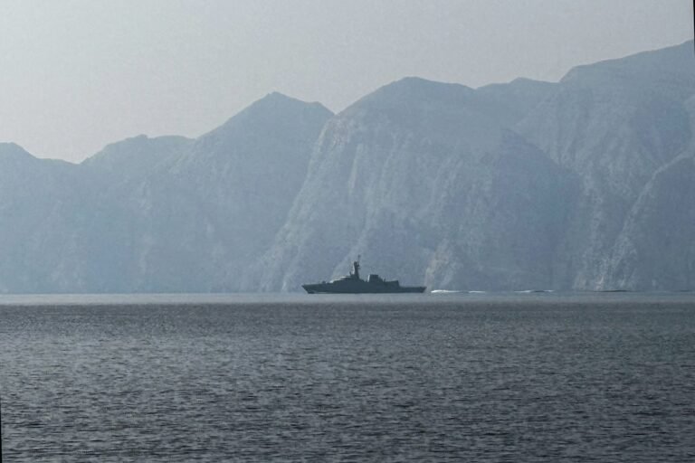 Iran Amaran kepada AS tentang Sekatan Laut
