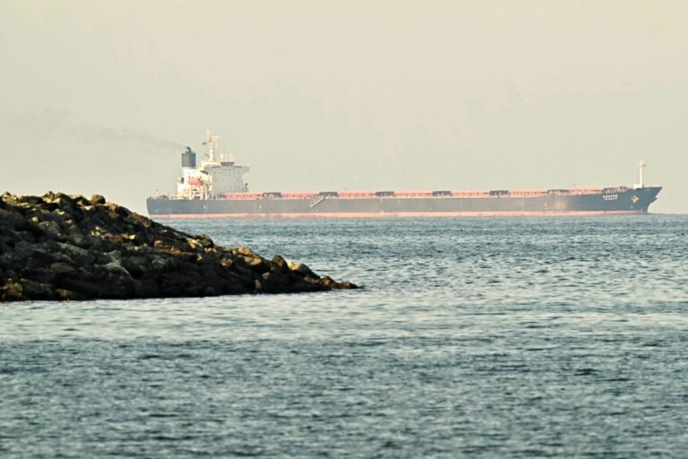 Kapal Lalui Selat Hormuz Dapat Kebenaran Iran