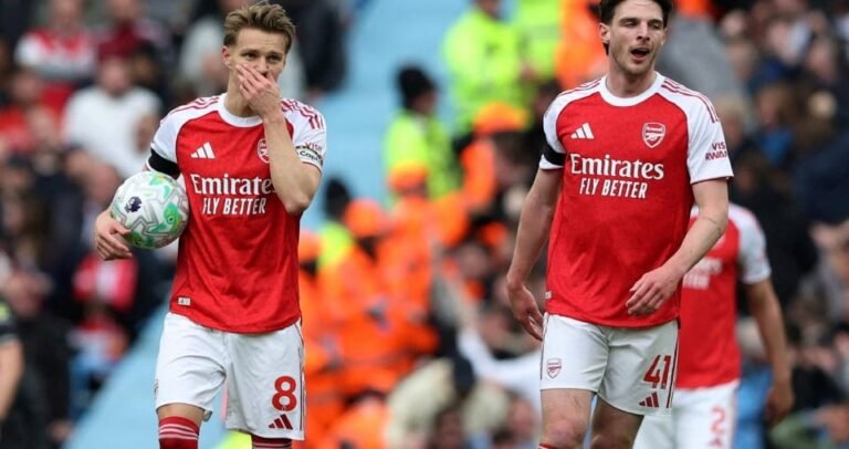 Persaingan Sengit: Arsenal dan Manchester City Mencari Gelaran Juara EPL