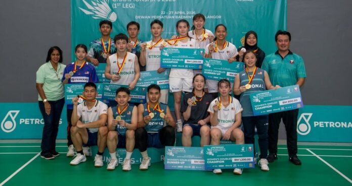 Wei Jie dan Carine Juara Kejohanan Kebangsaan B-18