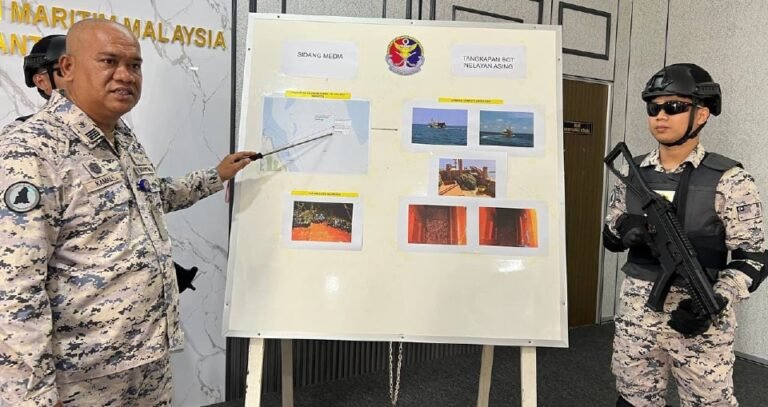 Taktik Bot Nelayan Asing Menaikkan Bendera Malaysia dan Terengganu