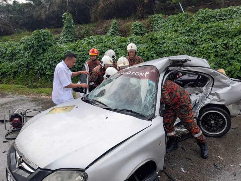 Dua Maut Dalam Kemalangan Jalan Raya Di Kota Tinggi