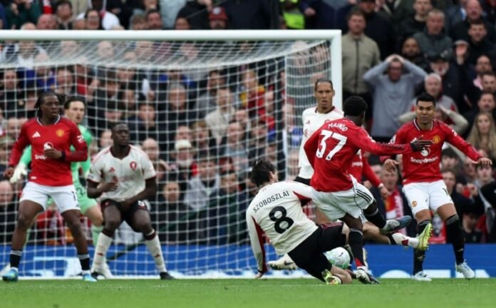 Manchester United Kalahkan Liverpool, Layak ke Liga Juara-Juara