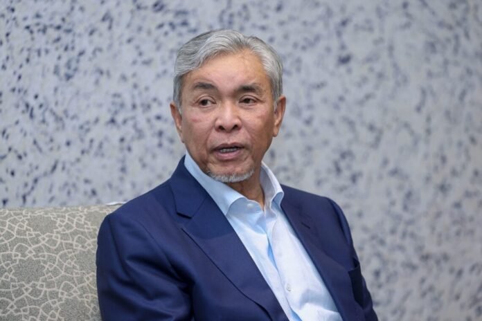 Hiburan Perlu Beretika, Tegas Ahmad Zahid Hiburan Perlu Beretika, Tegas Ahmad Zahid
