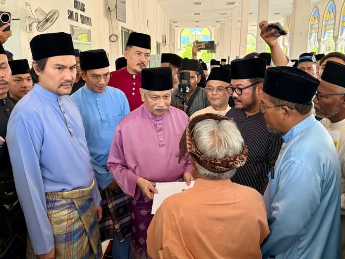 Tuanku Muhriz Ucap Terima Kasih kepada Penyokongnya di Jempol