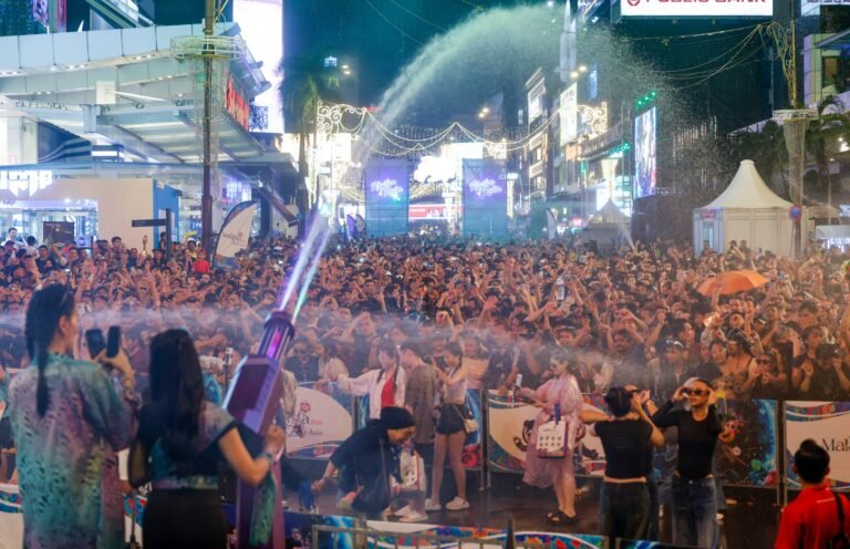 Persatuan Siam Malaysia Tegaskan Perbezaan Antara Songkran dan Rain Rave