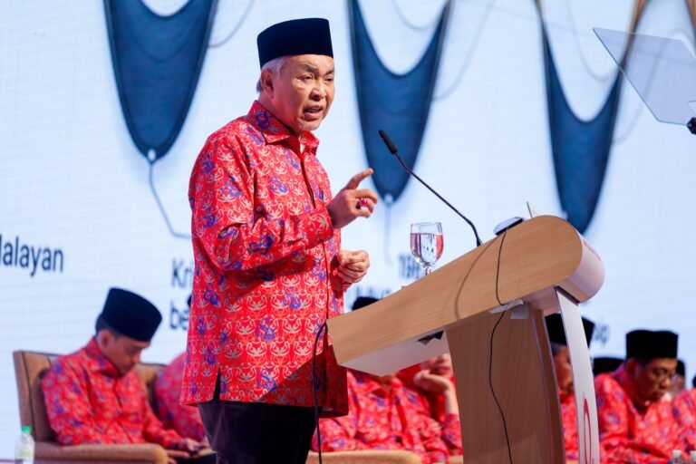 UMNO Buka Ruang Kepimpinan kepada Generasi Baharu