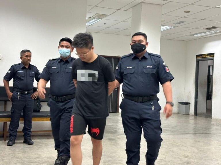 Pemandu Peribadi Didakwa Enam Pertuduhan Sebagai Along