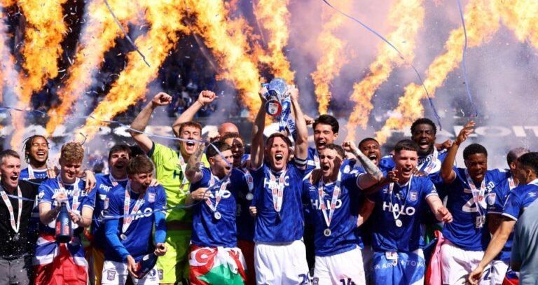 Ipswich Town Kembali ke Liga Perdana Inggeris